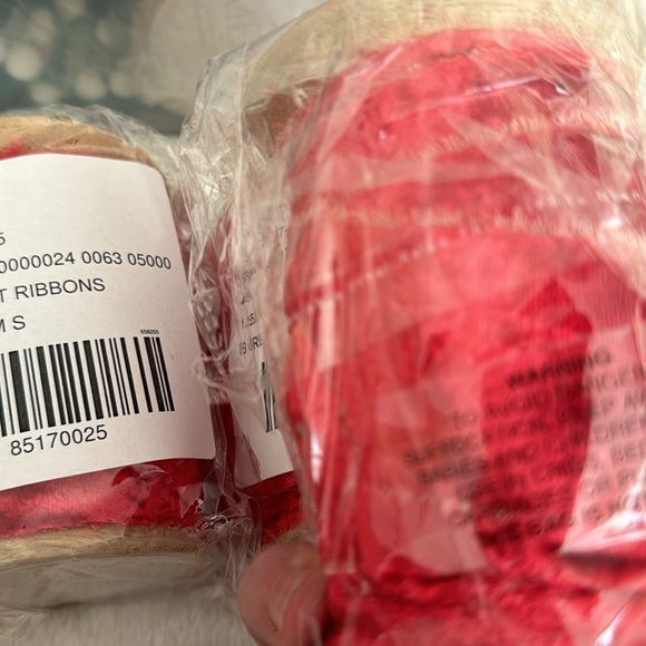 RED Anthropologie Vintage Fray Velvet ribbon Spool - Picture 10 of 14